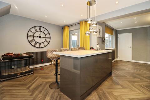 3 bedroom terraced house for sale, Dormer Close, Coalpit Heath, Bristol