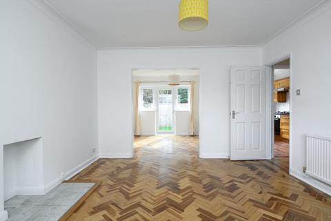 3 bedroom detached house for sale, Stuart Avenue, Walton-on-Thames, KT12