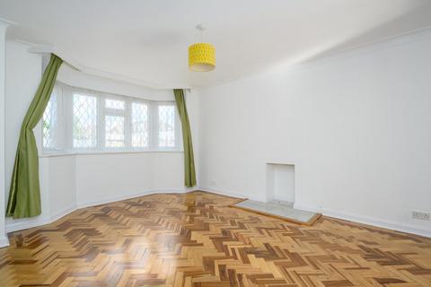 3 bedroom detached house for sale, Stuart Avenue, Walton-on-Thames, KT12