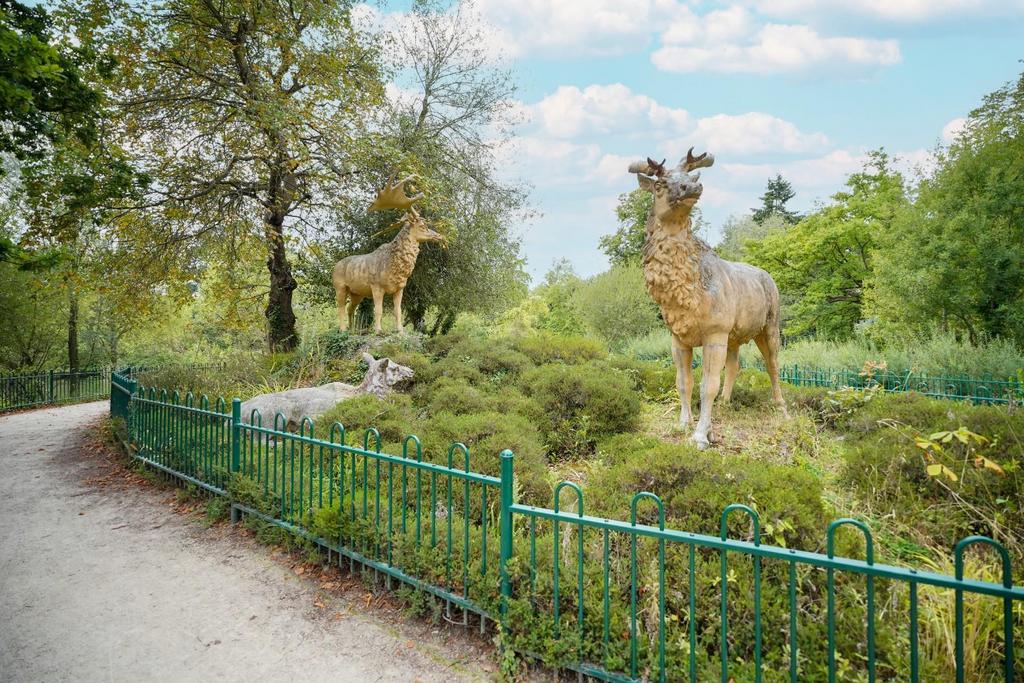 Crystal palace park 2.jpg