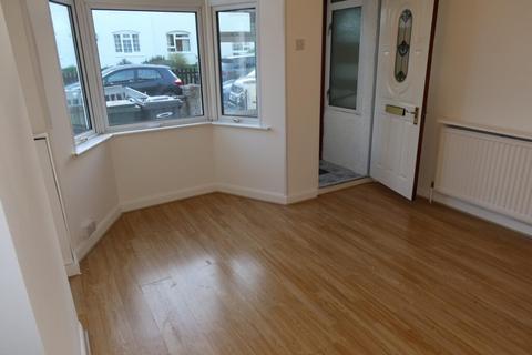 undefined, Knockhall Chase, Greenhithe, DA9 9EW – 2 Bedroom Terraced House