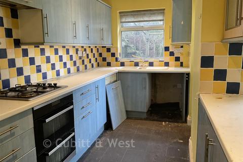 2 bedroom semi-detached house for sale, Dean Gardens, Portslade, East Sussex