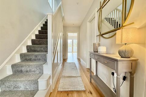 4 bedroom detached house for sale, Main Road, Danbury, Chelmsford