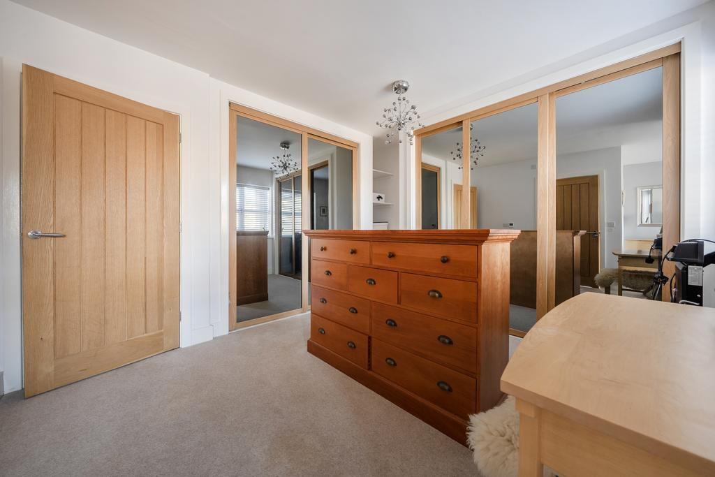 Dressing Area/Bedroom