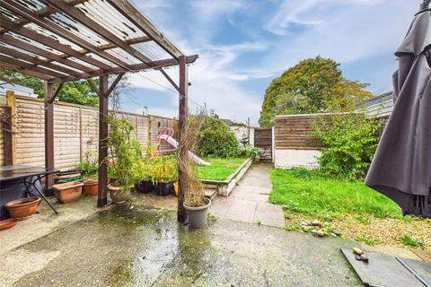 3 bedroom semi-detached house for sale, Foxley Close, Blackwater, Camberley, GU17