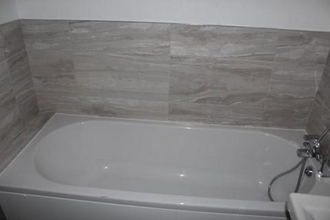 2 bedroom flat to rent, Green Street, Liverpool