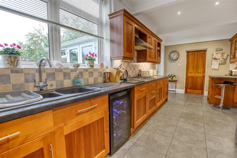 4 bedroom detached house for sale, Lees Lane, Northallerton