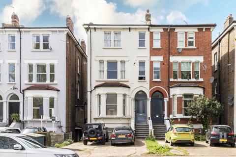 2 bedroom flat to rent, The Avenue, London W13
