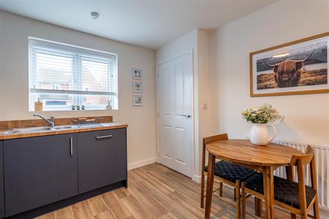 2 bedroom semi-detached house for sale, Goldcrest Avenue, Farington Moss, Leyland