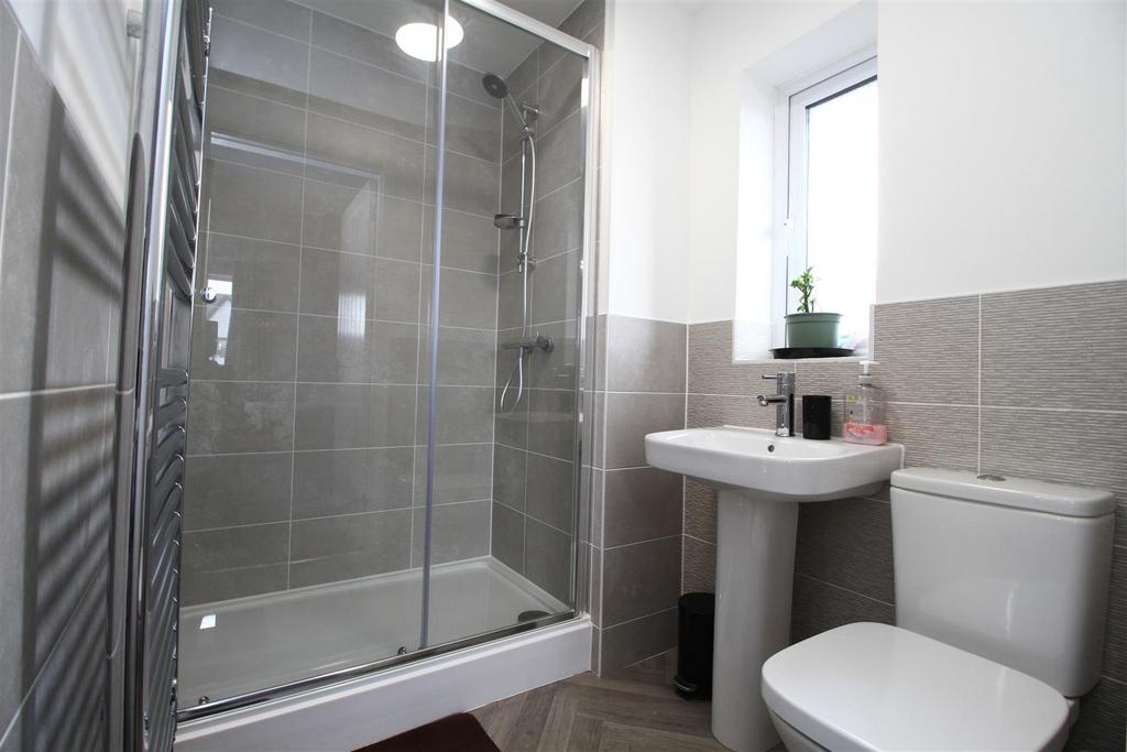 En Suite Shower room .jpg