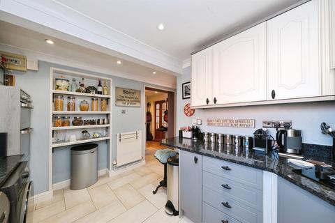 undefined, Brampton Court, Belper
