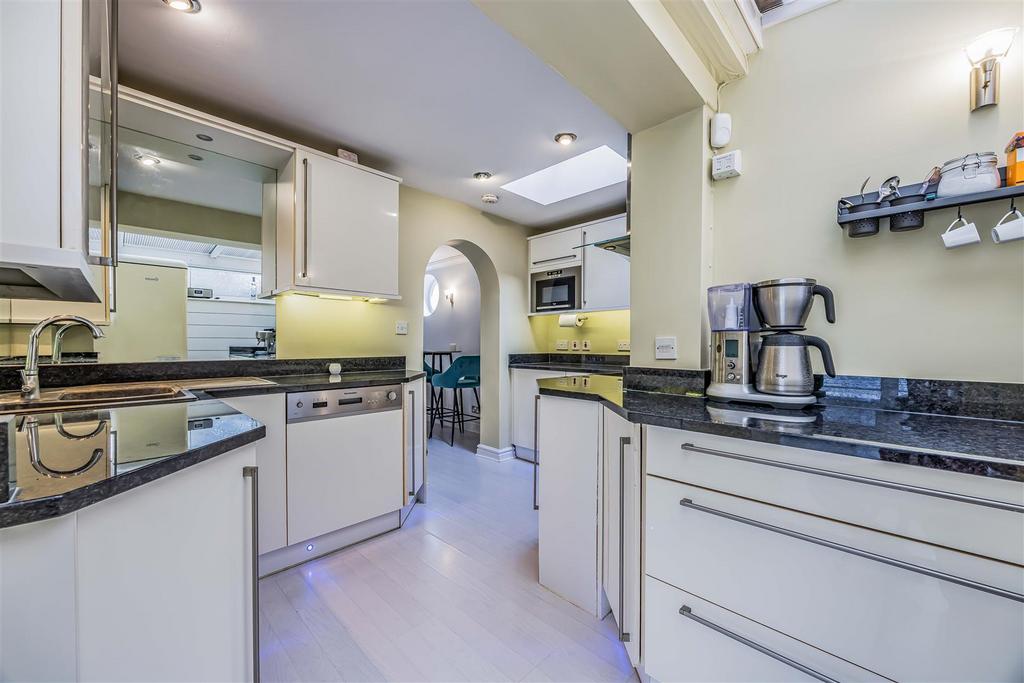 54 Auckland Road East, Southsea-Small-Portico Marke