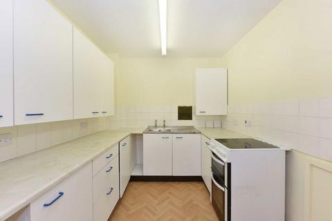 undefined, Victoria Park Road, London E9