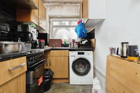 undefined, Sydenham Road, Croydon, CR0