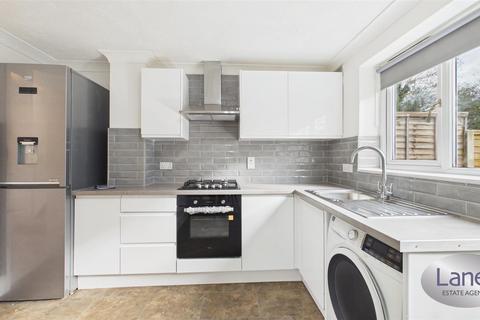 undefined, Hollybush Way, West Cheshunt