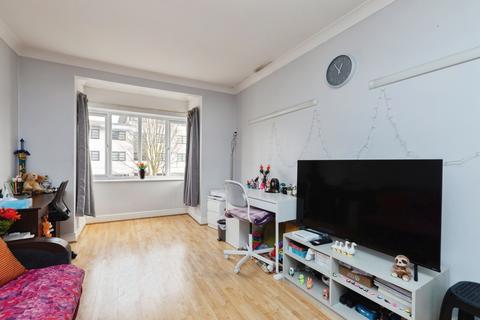 undefined, Whalebone Lane North, Romford, RM6