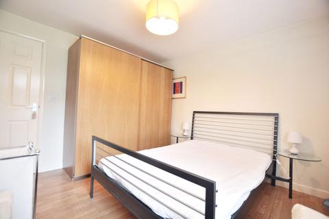 undefined, Cornwall Road, Uxbridge, UB8