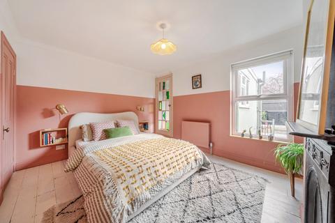3 bedroom terraced house for sale, Admaston Road, Plumstead
