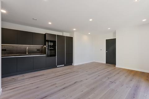 2 bedroom apartment to rent, Middle Road, LONDON