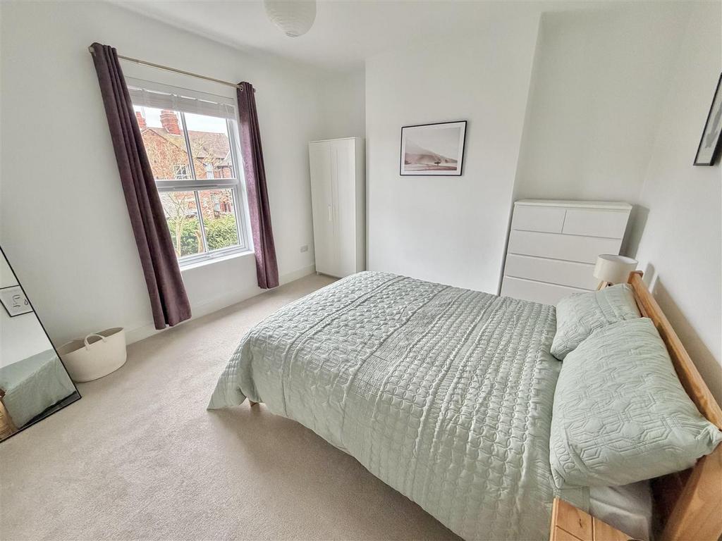 Bed 1