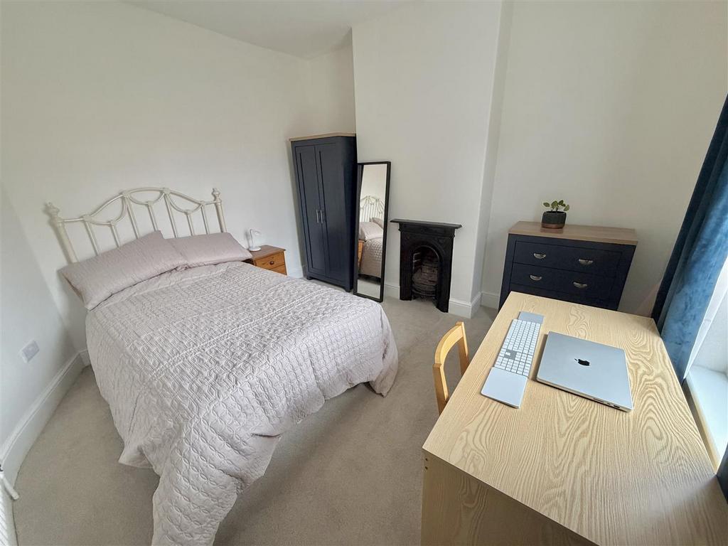 Bed 2