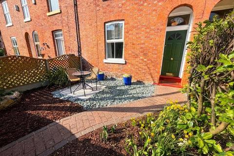 3 bedroom terraced house for sale, Holly Drive, Sale