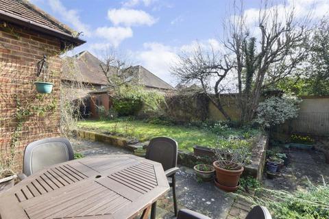 undefined, Barnett Lane, Wonersh, Guildford