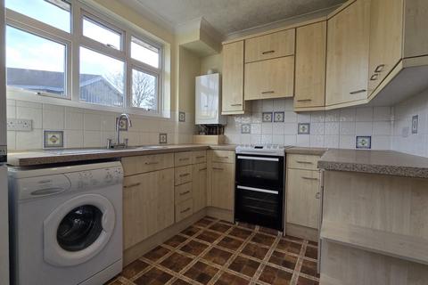 2 bedroom maisonette to rent, Claybury Broadway, IG5