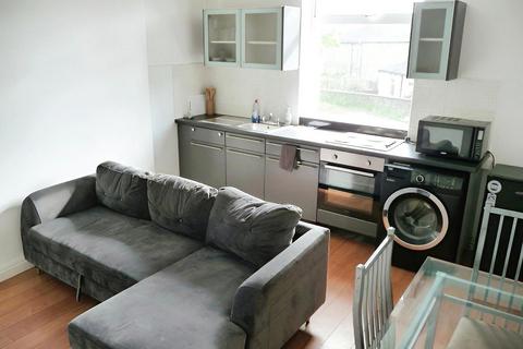 1 bedroom terraced house to rent, Oak Road, Huddersfield HD2