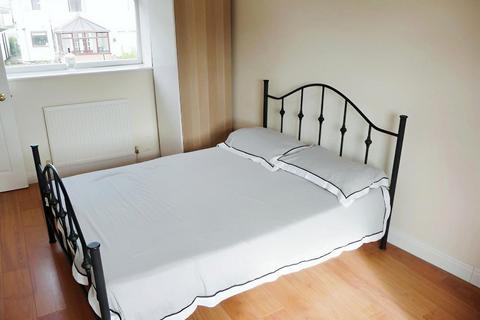 1 bedroom terraced house to rent, Oak Road, Huddersfield HD2