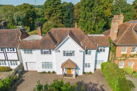 undefined, Roedean Crescent, London SW15