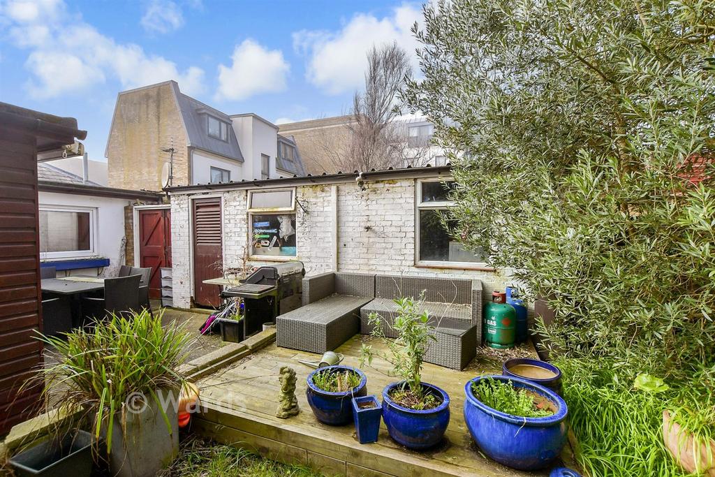 Patio / Decking