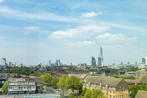 Studio to rent, Silver Skyline Studio at Great Court, 78 Rolls Road SE1