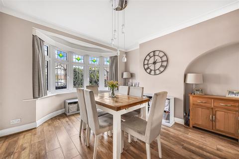 undefined, Fairlight Close, London E4
