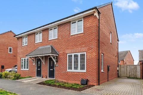 3 bedroom semi-detached house for sale - Underhill Way, Leamington Spa CV33