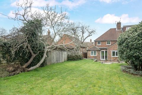 undefined, Woodside Road, Godalming GU8