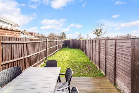 2 bedroom terraced house for sale, Pembury Avenue, Worcester Park