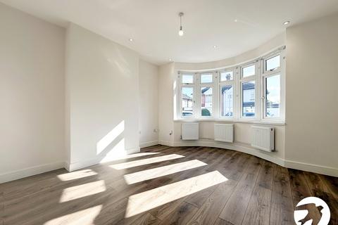 4 bedroom semi-detached house to rent, St. Quentin Road, Welling, DA16
