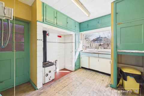 3 bedroom semi-detached house for sale, Waltham Avenue, London NW9