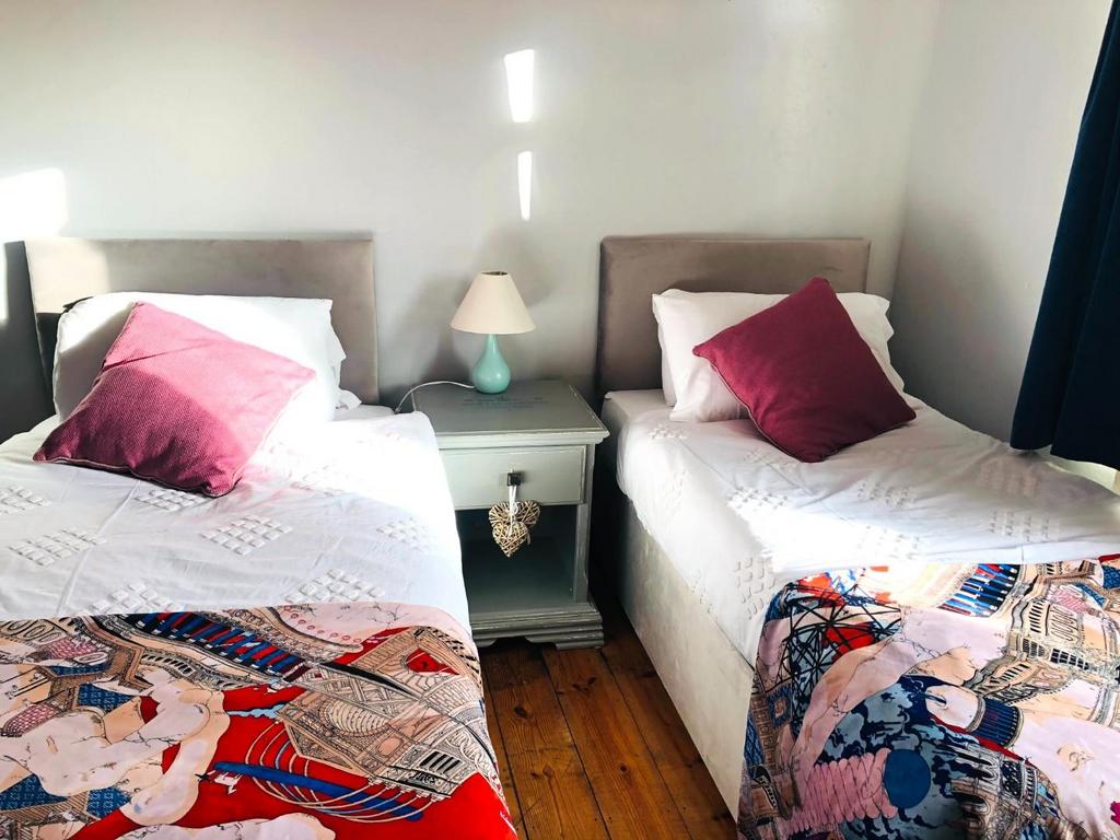 Bedroom One.jpg