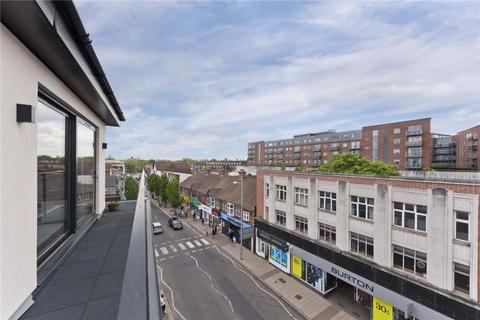 undefined, Walton-on-Thames, Surrey, KT12