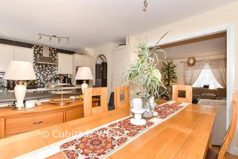 3 bedroom terraced house for sale, Henty Close, Crawley RH11