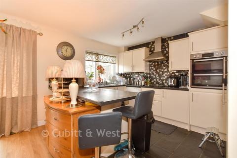 undefined, Henty Close, Crawley RH11