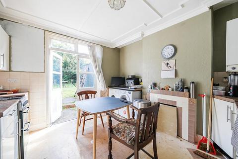 3 bedroom house for sale, Larch Road, London, NW2