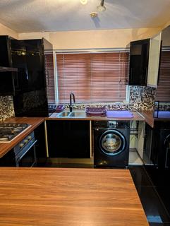 2 bedroom terraced house to rent, Lilian Board Way, Greenford UB6