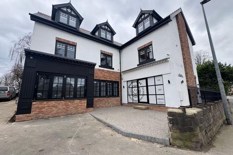 1 bedroom flat to rent, Worsley Road, Manchester M27