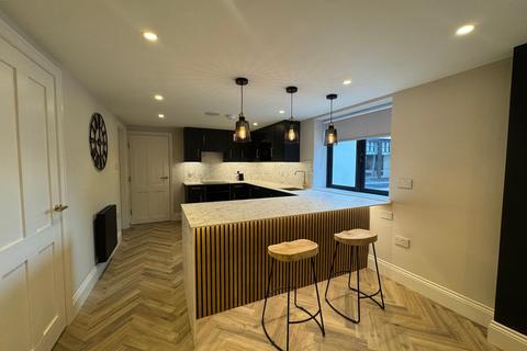 1 bedroom flat to rent, Worsley Road, Manchester M27