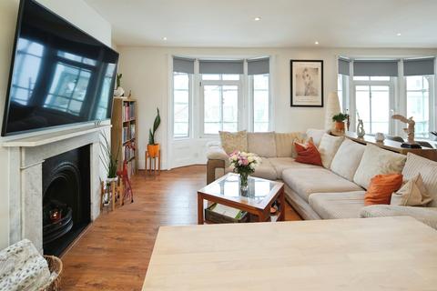 3 bedroom apartment for sale, North Road, Brighton