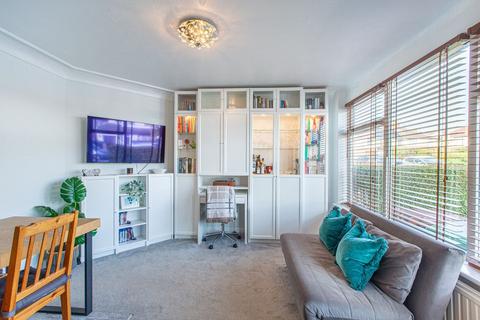 3 bedroom semi-detached house for sale, Leeds LS8