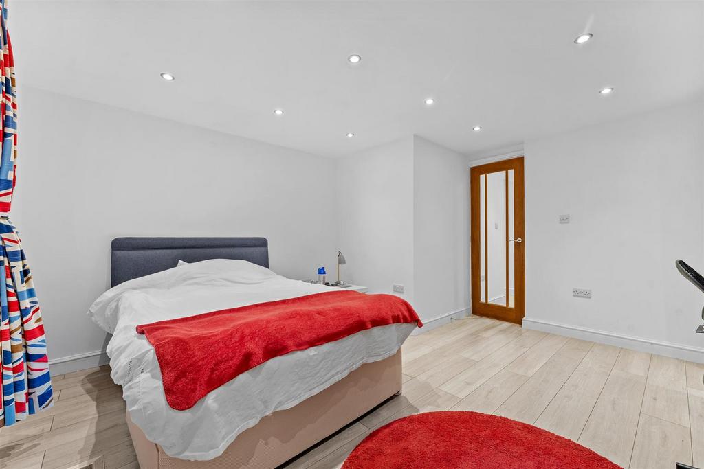 Lower Ground Floor Bedroom 4